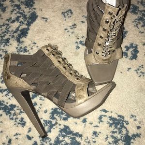 Jessica simpson high heels